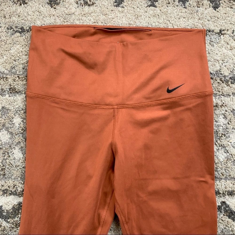 Nike Power 7/8 Dusty Peach Tight Leggings Medium - Picture 4 of 9